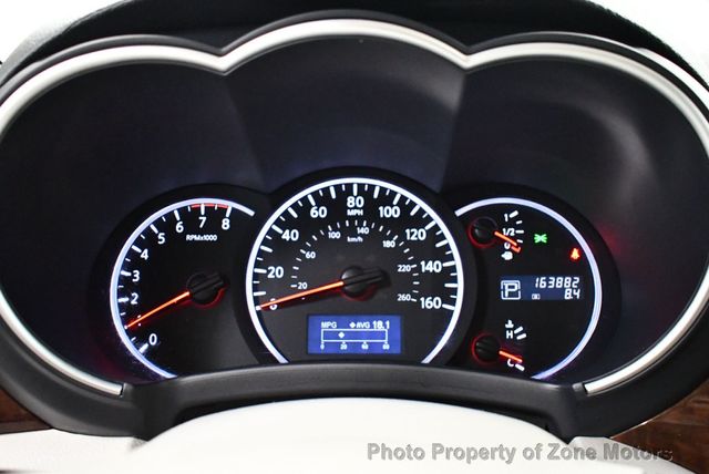 2011 Nissan Quest 4dr LE - 22398973 - 38