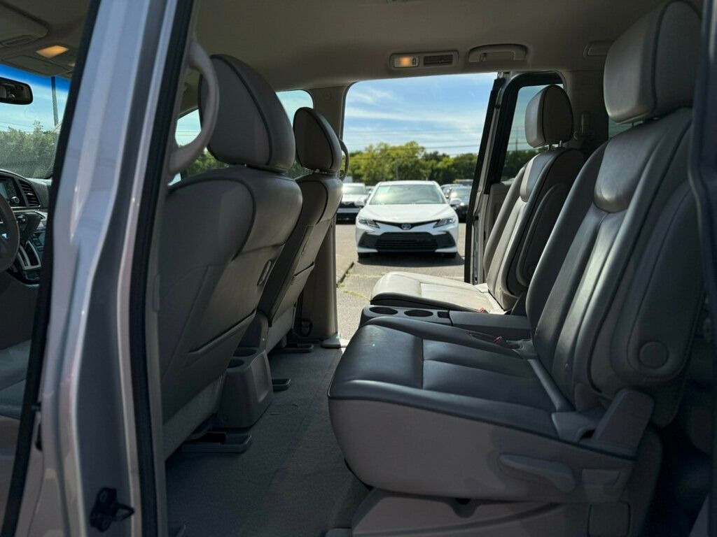 2011 Nissan Quest 4dr SL - 22897136 - 10