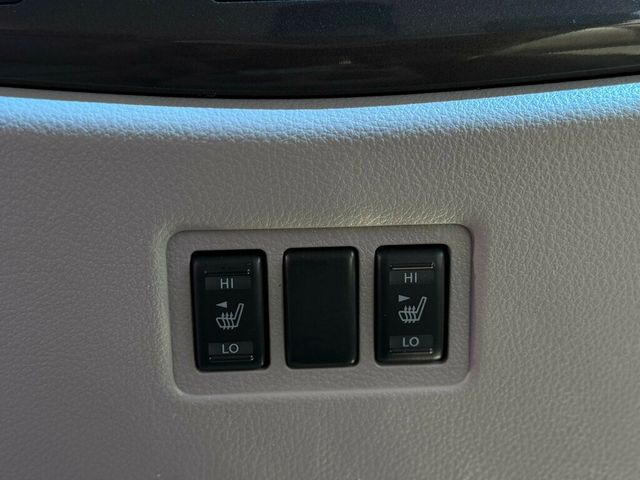 2011 Nissan Quest 4dr SL - 22897136 - 16