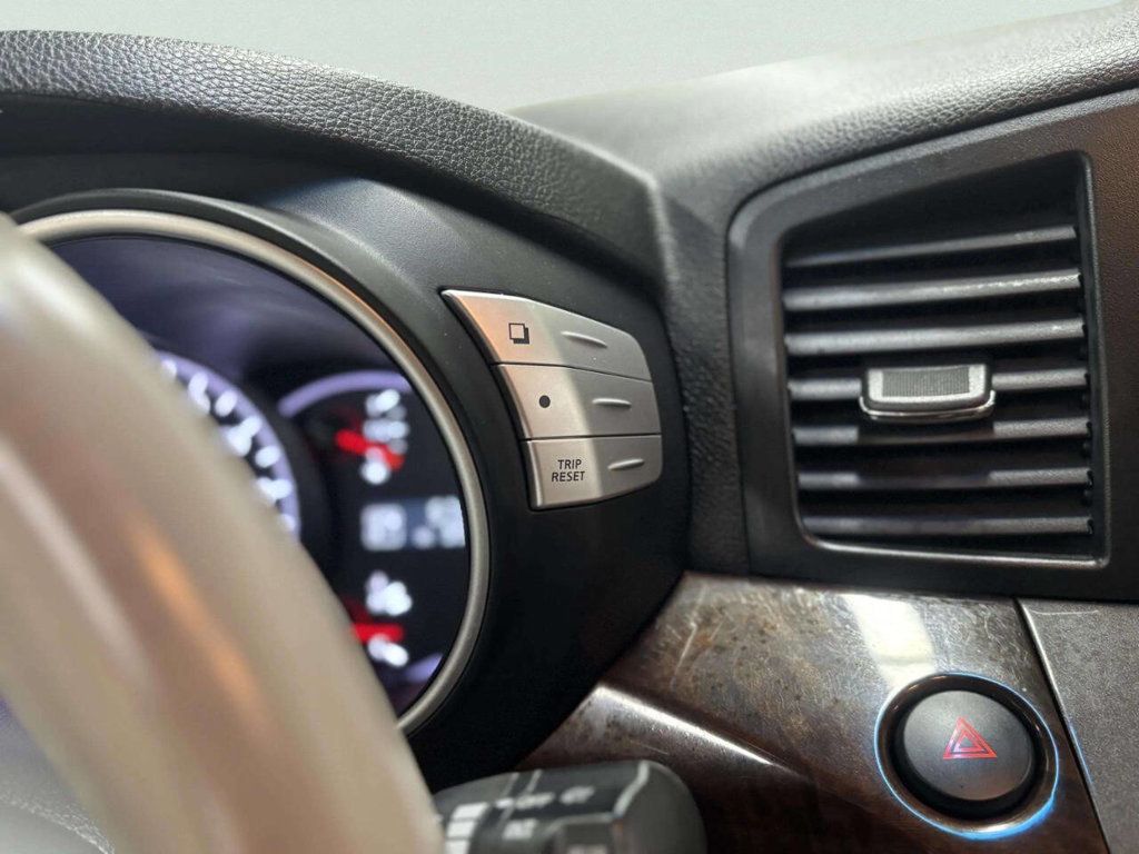 2011 Nissan Quest 4dr SL - 23000579 - 35