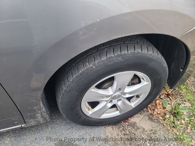 2011 Nissan Quest S - 22704034 - 13