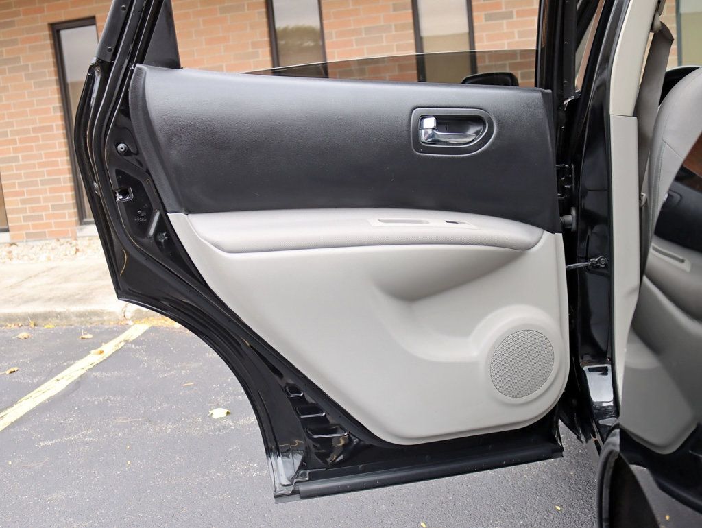 2011 Nissan Rogue AWD 4dr SV - 22936826 - 23