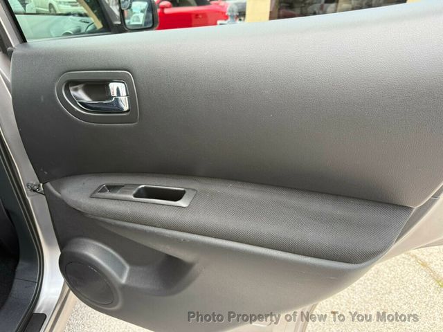 2011 Nissan Rogue FWD 4dr SV - 23032261 - 17