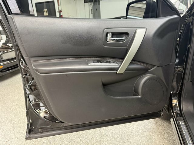 2011 Nissan Rogue Local Trade/Heated Leather Seats/ONE OWNER/Bose Audio/Navigation - 23058755 - 16