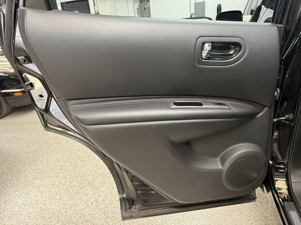 2011 Nissan Rogue Local Trade/Heated Leather Seats/ONE OWNER/Bose Audio/Navigation - 23058755 - 19