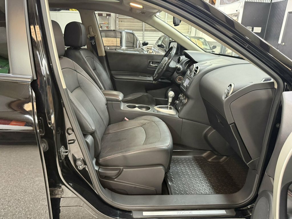 2011 Nissan Rogue Local Trade/Heated Leather Seats/ONE OWNER/Bose Audio/Navigation - 23058755 - 27