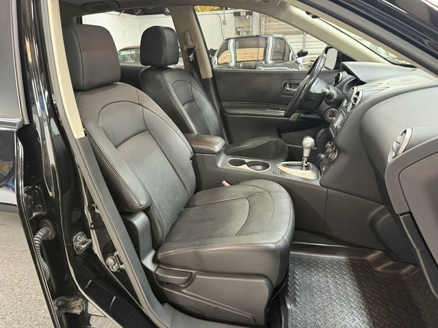 2011 Nissan Rogue Local Trade/Heated Leather Seats/ONE OWNER/Bose Audio/Navigation - 23058755 - 28