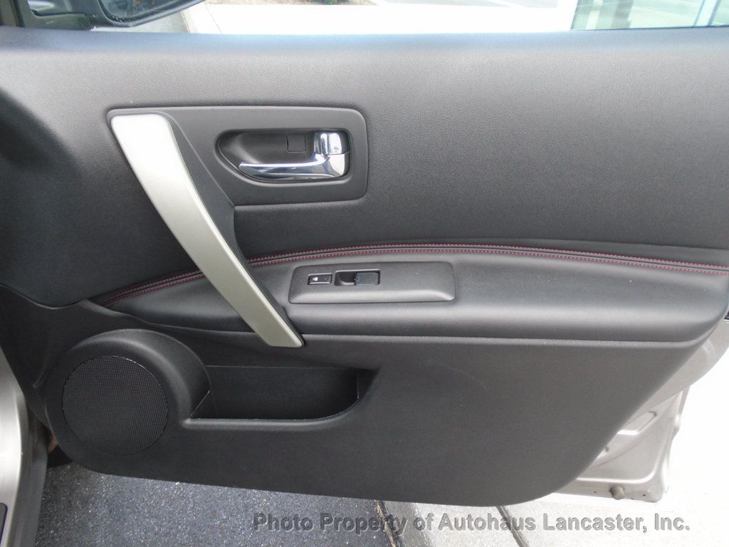 2011 Nissan Rogue S - 22499130 - 29