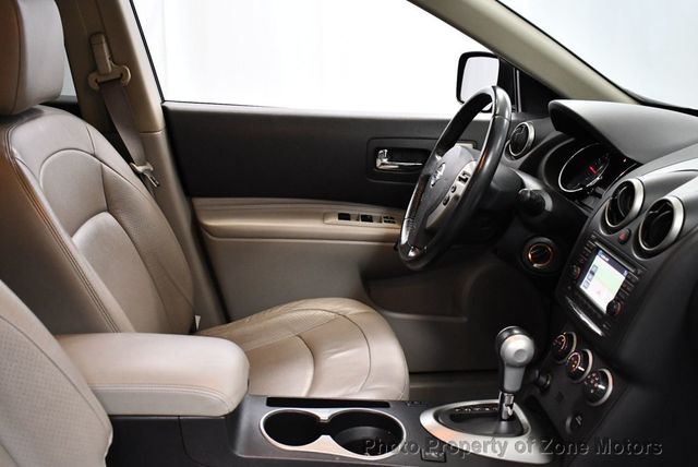 2011 Nissan Rogue SL With Leather  & Sunroof & Navigation - 22381528 - 19