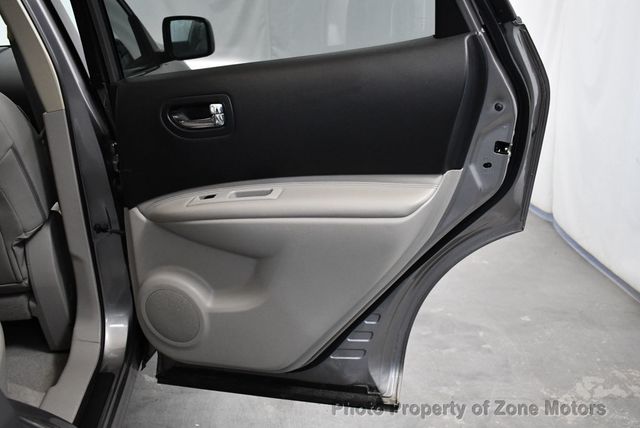 2011 Nissan Rogue SL With Leather  & Sunroof & Navigation - 22381528 - 33