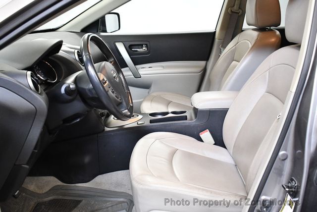 2011 Nissan Rogue SL With Leather  & Sunroof & Navigation - 22381528 - 4