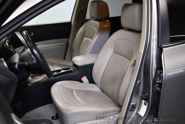 2011 Nissan Rogue SL With Leather  & Sunroof & Navigation - 22381528 - 6