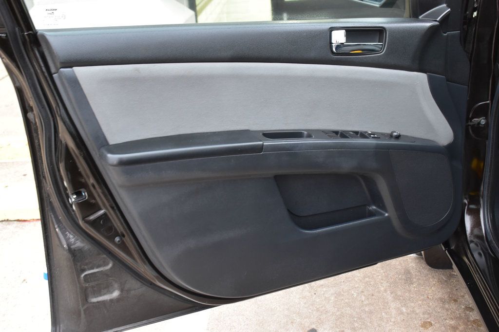 2011 Nissan Sentra 4dr Sedan I4 CVT 2.0 S - 22943438 - 33