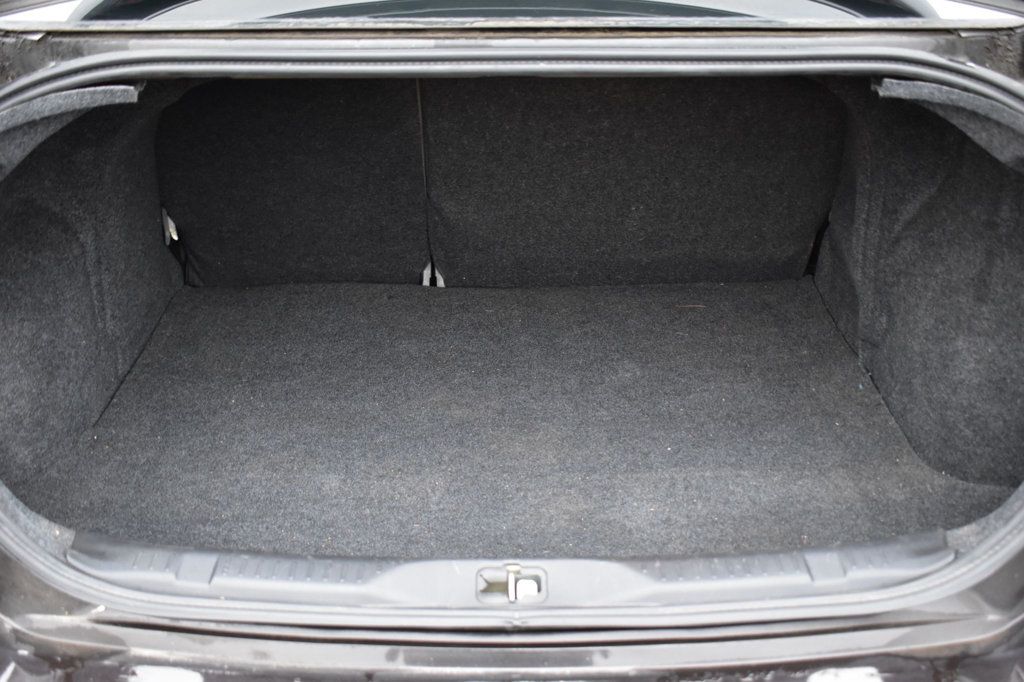 2011 Nissan Sentra 4dr Sedan I4 CVT 2.0 S - 22943438 - 35