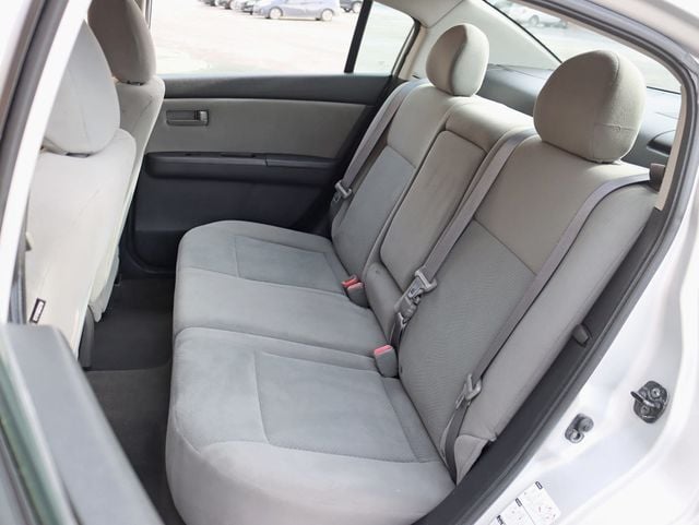 2011 Nissan Sentra 4dr Sedan I4 CVT 2.0 S - 22982751 - 19