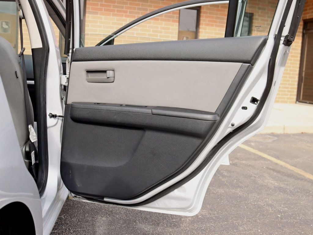 2011 Nissan Sentra 4dr Sedan I4 CVT 2.0 S - 22982751 - 24