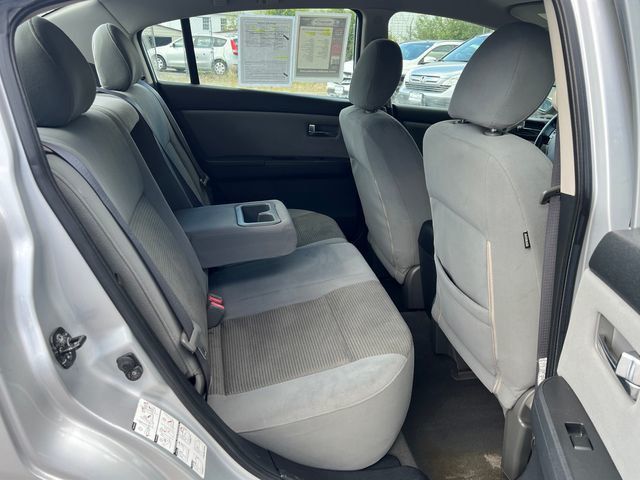 2011 Nissan Sentra 4dr Sedan I4 CVT 2.0 SR - 23030846 - 13