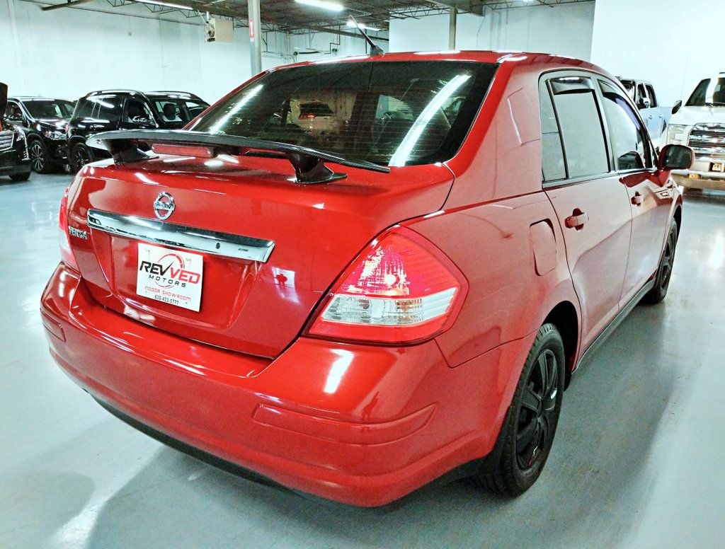 2011 Nissan Versa 4dr Sedan I4 Automatic 1.8 S - 22532184 - 6