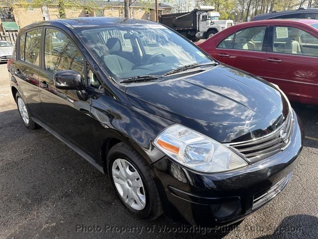 2011 Nissan Versa 5dr Hatchback I4 Automatic 1.8 S - 23025531 - 2
