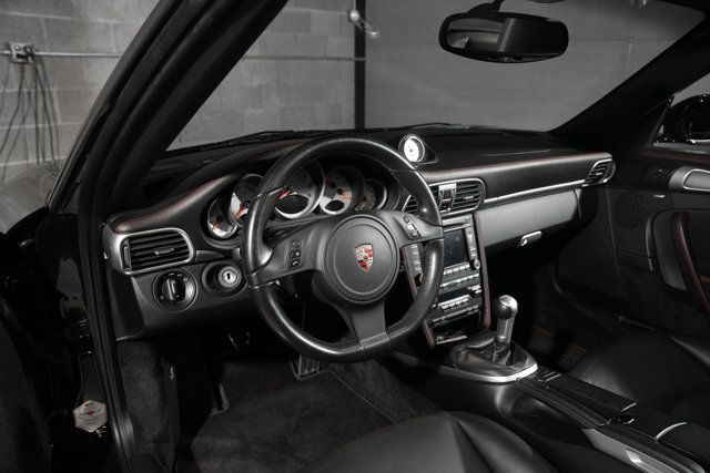 2011 Porsche 911 Turbo Cabriolet - 23045847 - 18