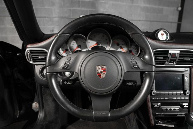 2011 Porsche 911 Turbo Cabriolet - 23045847 - 19