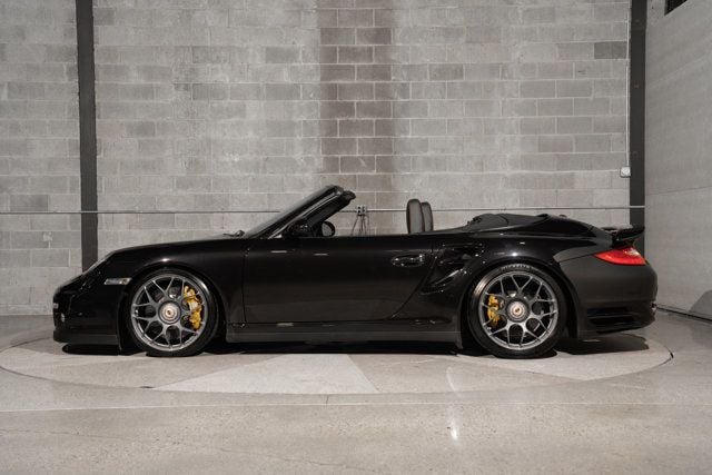 2011 Porsche 911 Turbo Cabriolet - 23045847 - 3