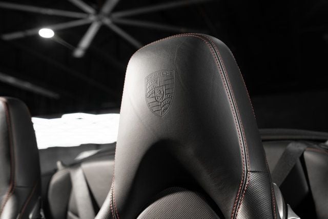 2011 Porsche 911 Turbo Cabriolet - 23045847 - 39