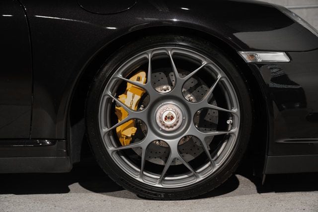 2011 Porsche 911 Turbo Cabriolet - 23045847 - 43
