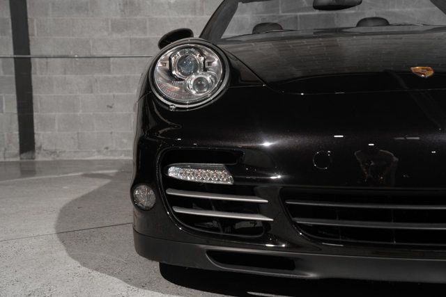 2011 Porsche 911 Turbo Cabriolet - 23045847 - 51