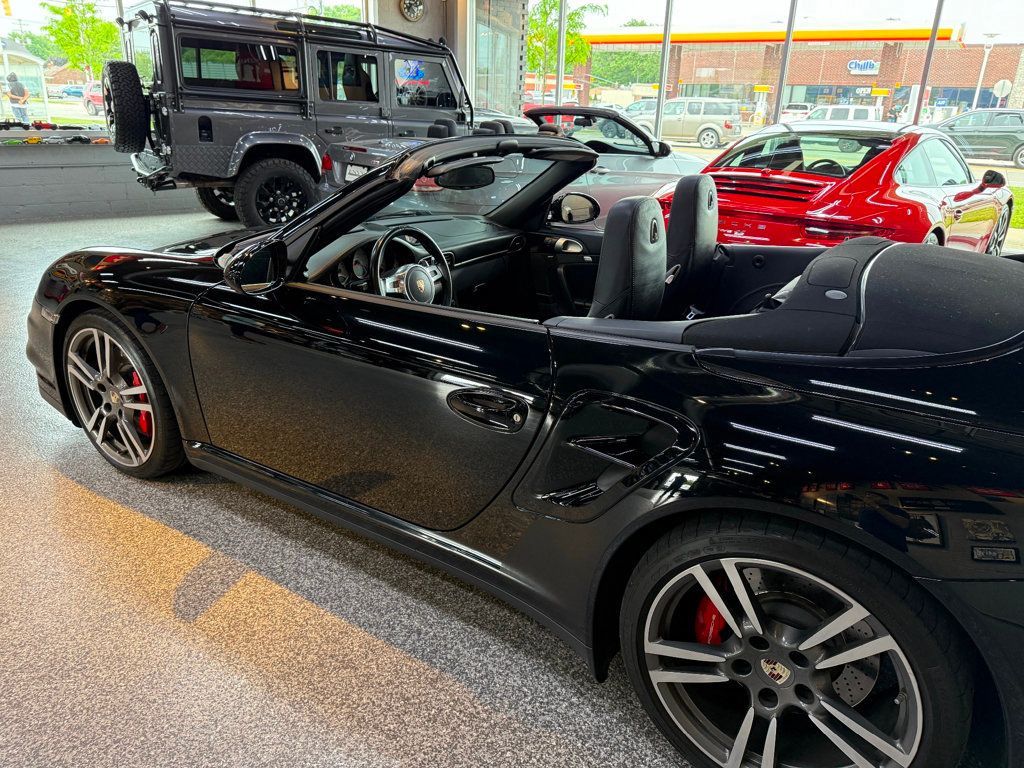 2011 Porsche 911 Turbo Cabriolet photo 15