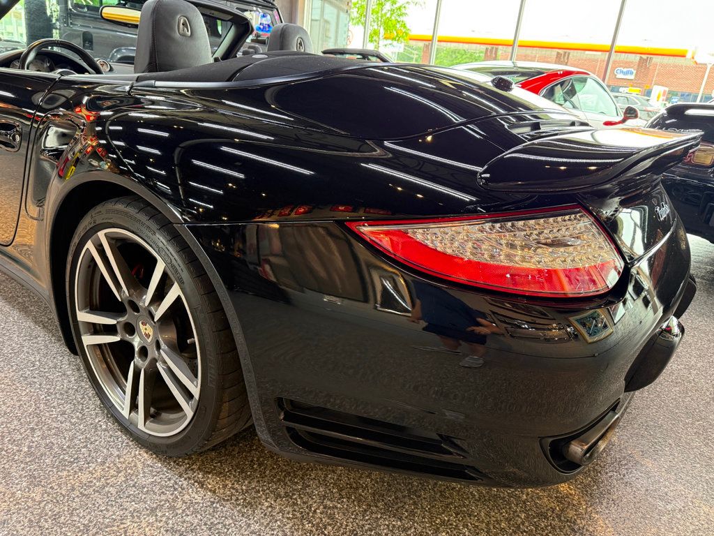 2011 Porsche 911 Turbo Cabriolet photo 17