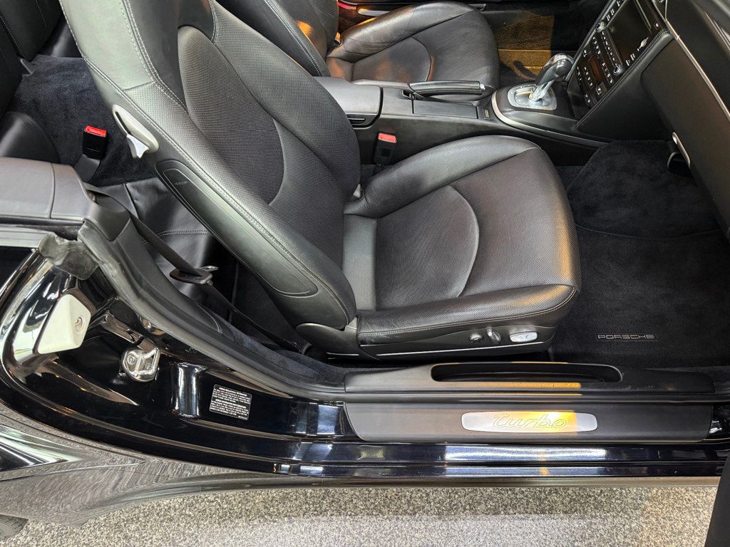 2011 Porsche 911 Turbo Cabriolet photo 33