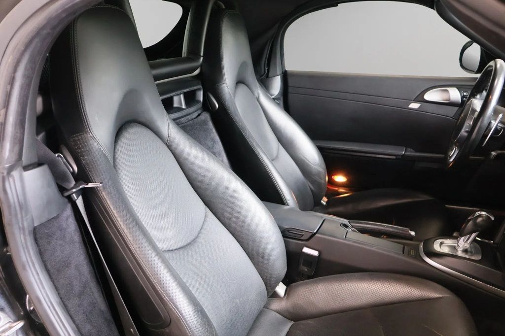 2011 Porsche Boxster S photo 26