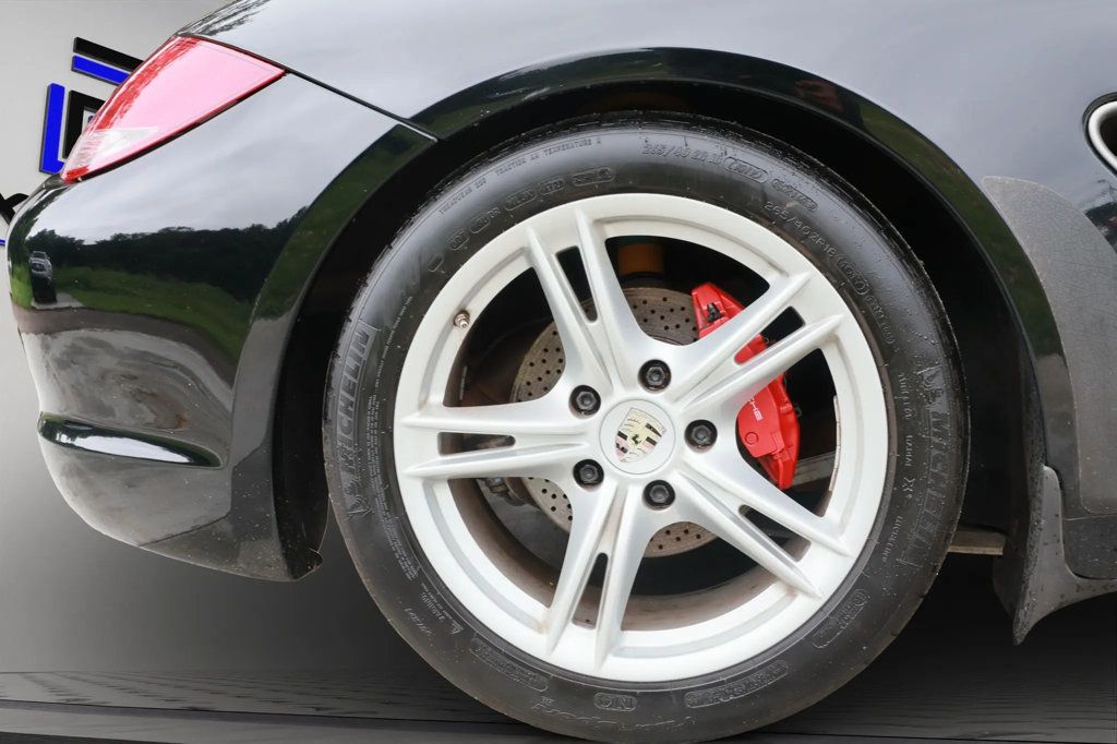 2011 Porsche Boxster S photo 36