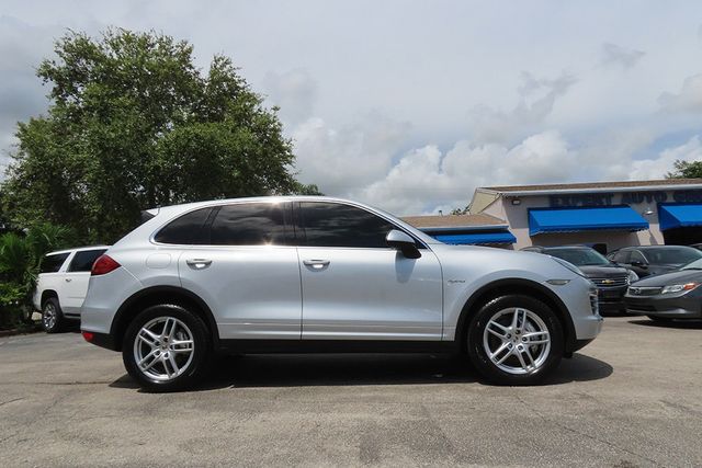 2011 PORSCHE CAYENNE AWD 4dr S Hybrid - 22568206 - 40