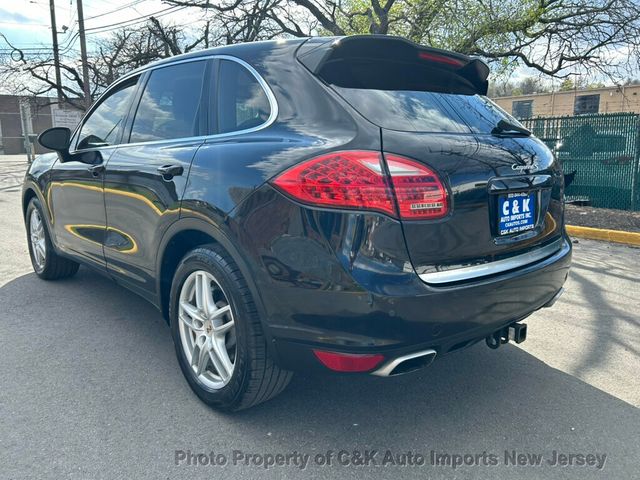 2011 Porsche Cayenne PREMIUM PKG, PASM, 19-INCH TURBO RIMS, BOSE AUDIO, REAR VIEW - 23009728 - 14