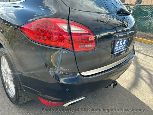 2011 Porsche Cayenne PREMIUM PKG, PASM, 19-INCH TURBO RIMS, BOSE AUDIO, REAR VIEW - 23009728 - 23