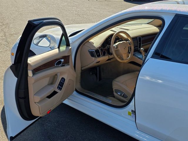 2011 Porsche Panamera  - 22945726 - 16
