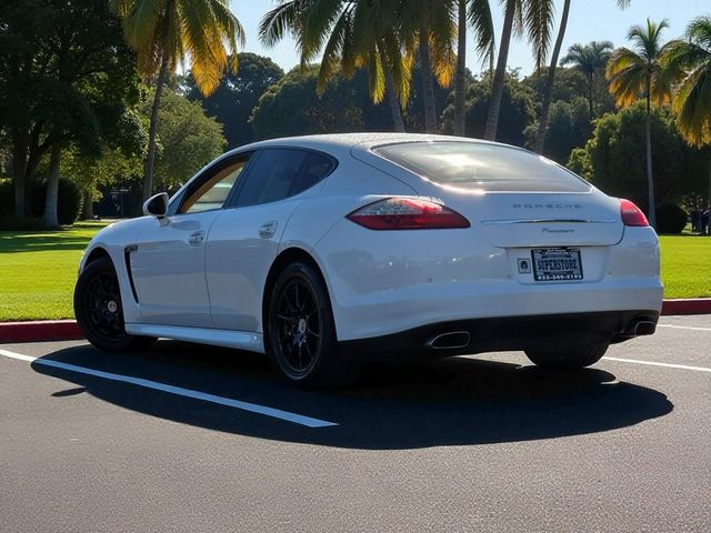 2011 Porsche Panamera  - 22945726 - 2