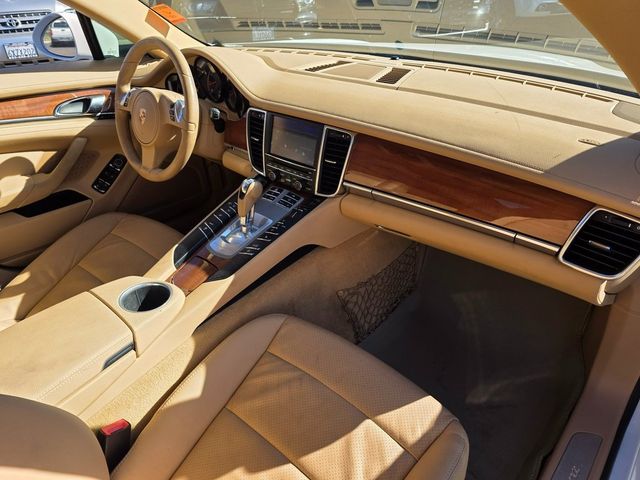 2011 Porsche Panamera  - 22945726 - 3