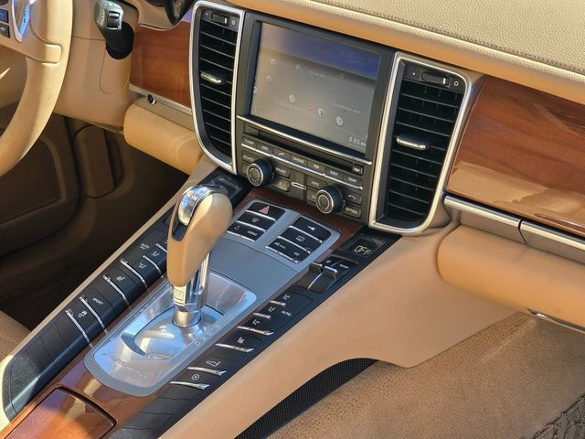 2011 Porsche Panamera  - 22945726 - 4