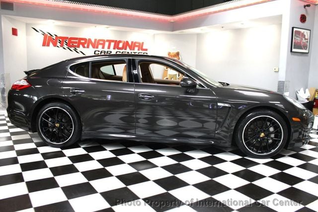 2011 Porsche Panamera 4S photo 3