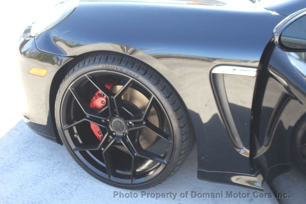 2011 Porsche Panamera photo 16