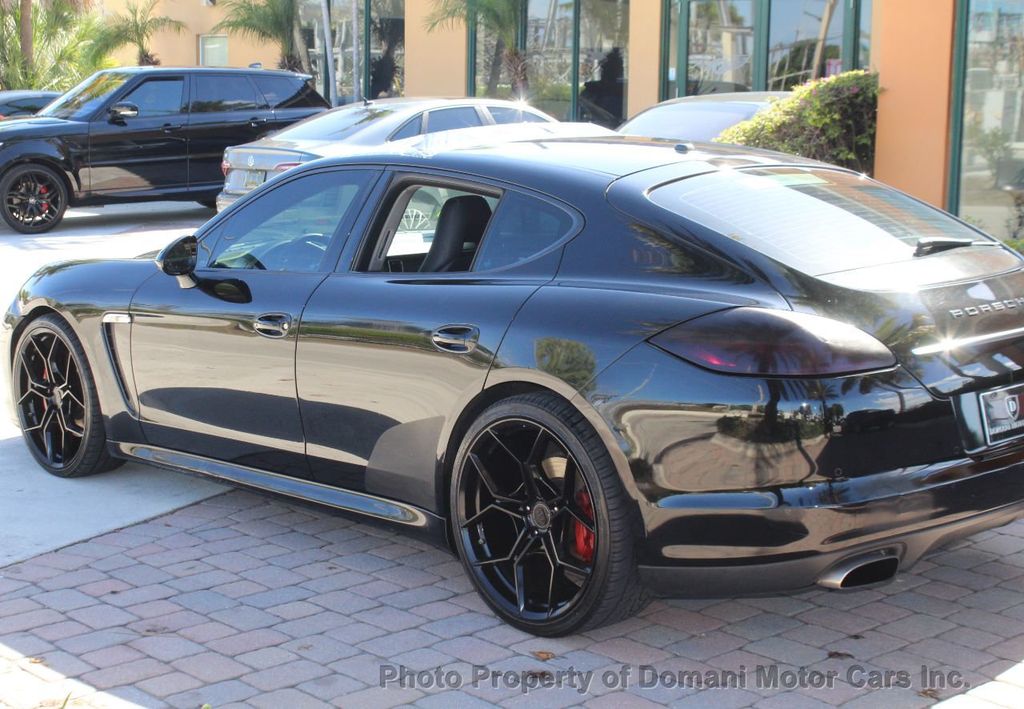 2011 Porsche Panamera photo 17