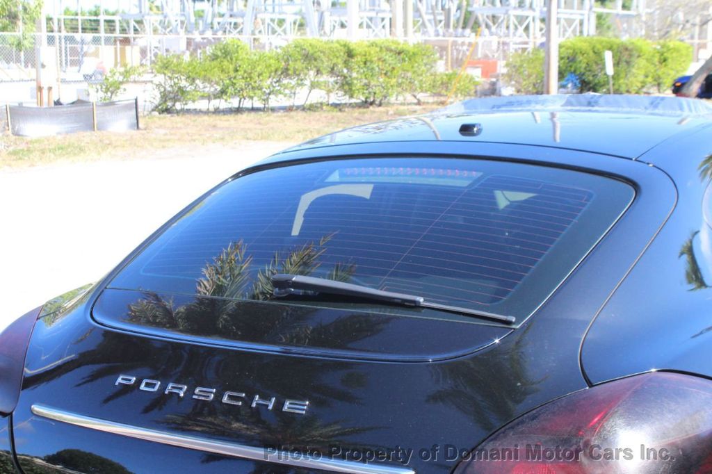 2011 Porsche Panamera photo 20