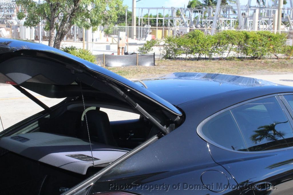 2011 Porsche Panamera photo 21