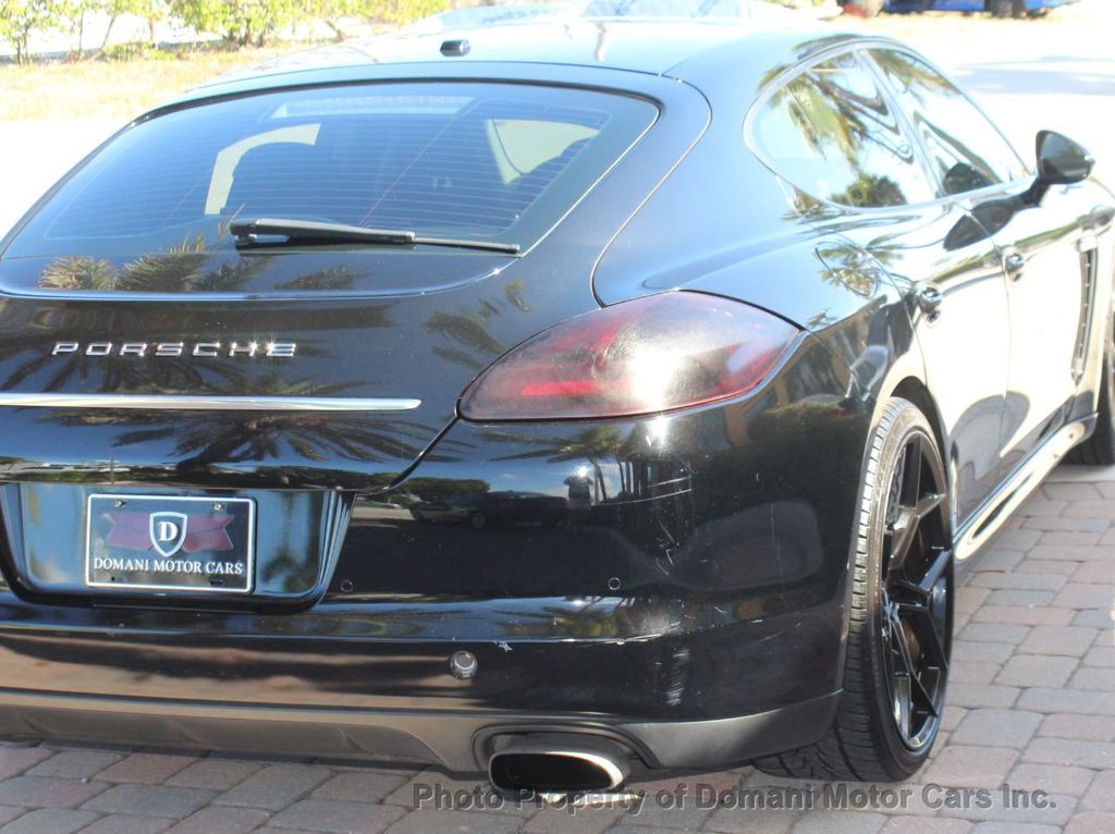 2011 Porsche Panamera photo 25