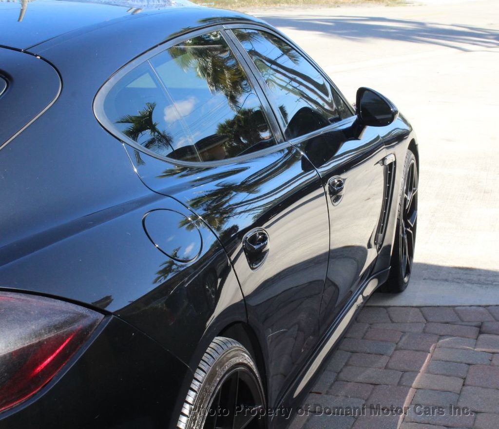 2011 Porsche Panamera photo 27