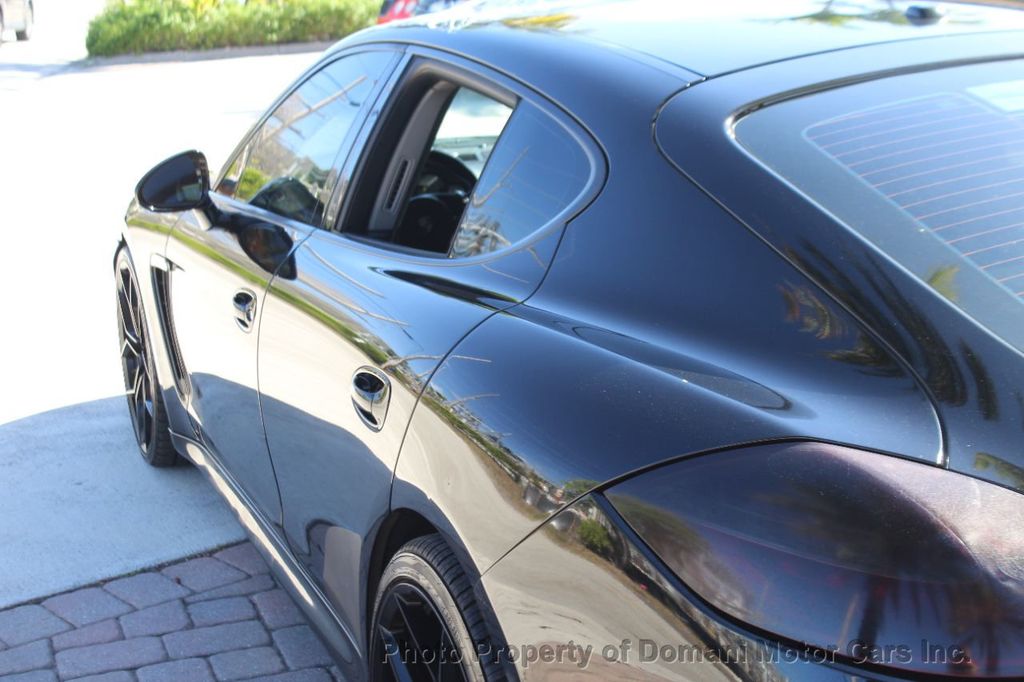 2011 Porsche Panamera photo 28