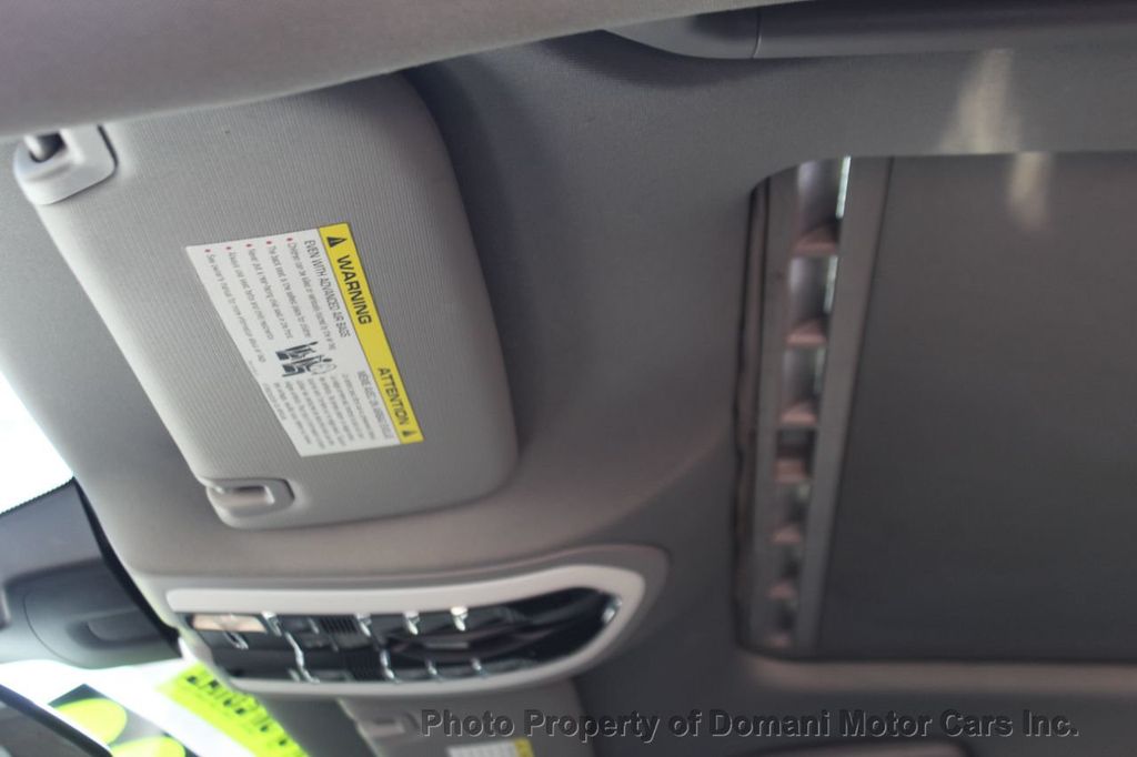 2011 Porsche Panamera photo 36